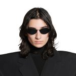 Malibu Round Sunglasses in Black - Image 2